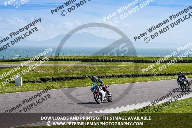anglesey no limits trackday;anglesey photographs;anglesey trackday photographs;enduro digital images;event digital images;eventdigitalimages;no limits trackdays;peter wileman photography;racing digital images;trac mon;trackday digital images;trackday photos;ty croes